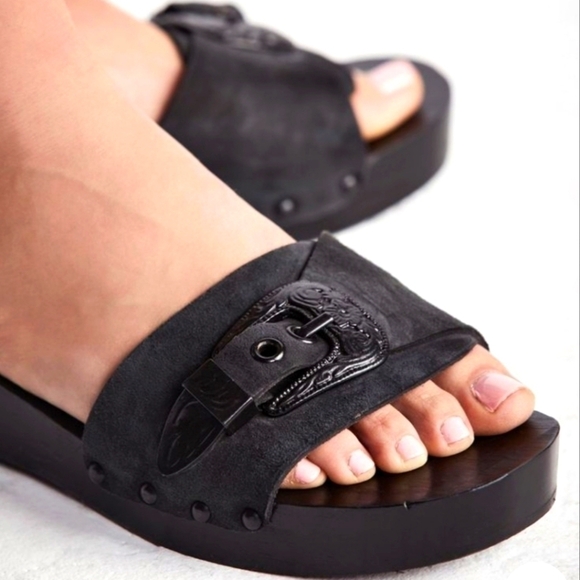 New Free People Westtown Slide Clog - Picture 2 of 13